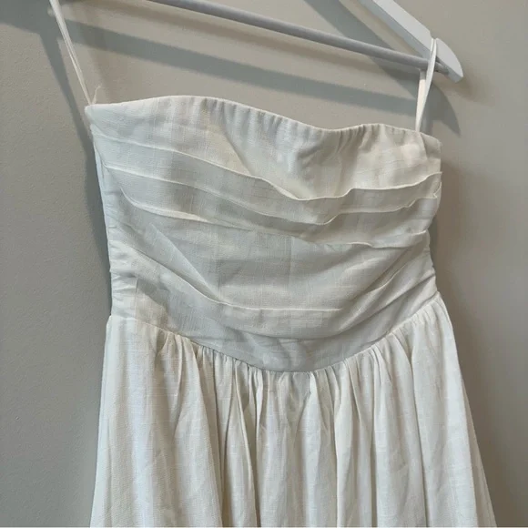 Petal & Pup Kayt Strapless Linen Blend Maxi Sundress White Bridal Bride Wedding - Picture 4 of 16
